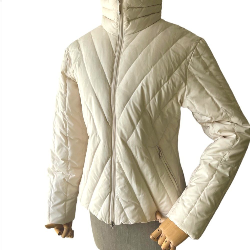 Searle women coat size M